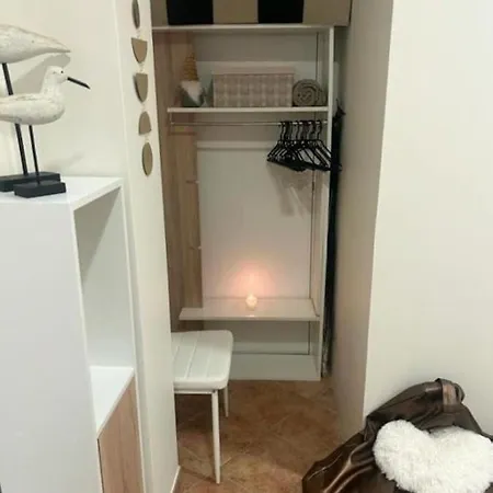 Holibai, Rulina , Single Private Ensuite, Baiona Exterior photo