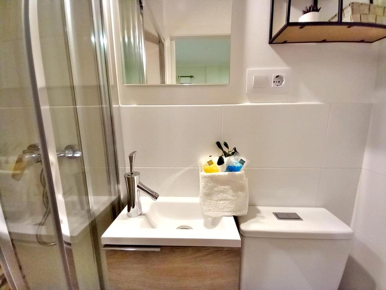 Apartment Holibai, Rulina , Single Private Ensuite, Baiona