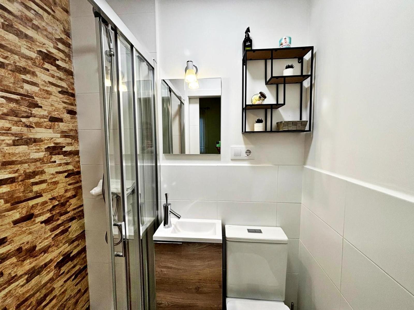 Holibai, Rulina , Single Private Ensuite, Apartment Baiona